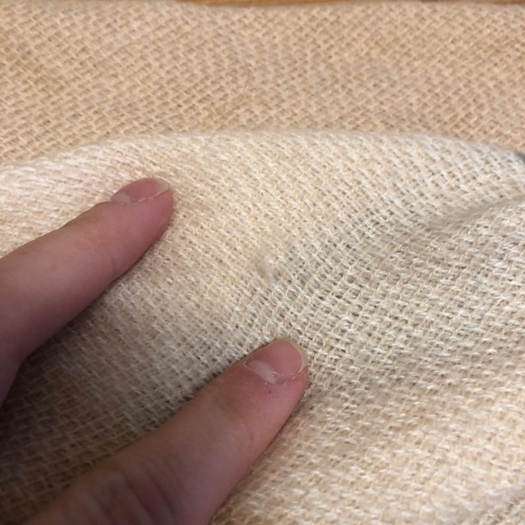 Super soft blanket scarf - Picture 5 of 6